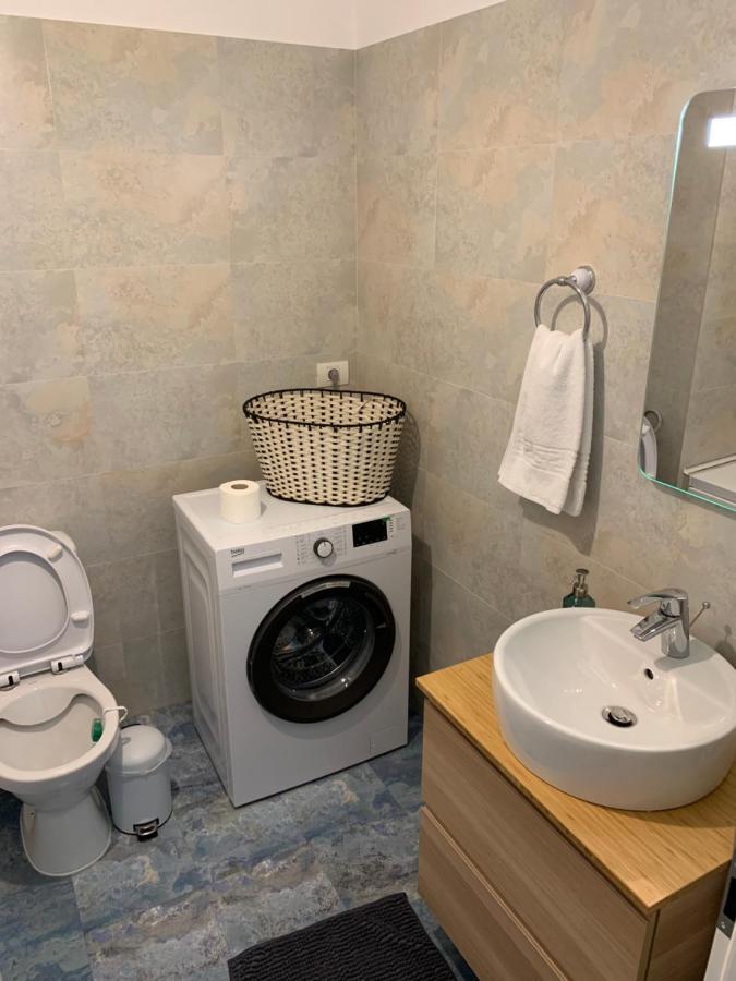 Regie Sunset Apartment Бухарест Экстерьер фото